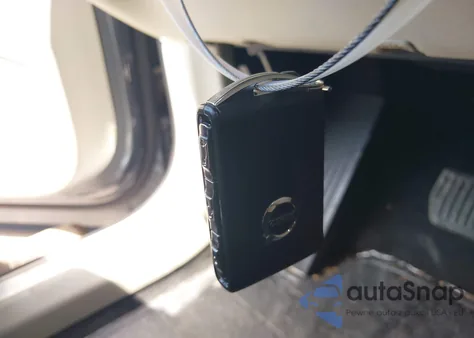 2018 Volvo Xc60 T5 Momentum from USA, damaged, VIN YV4102RK1J1032243